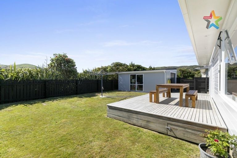 Photo of property in 13 Otira Grove, Kelson, Lower Hutt, 5010