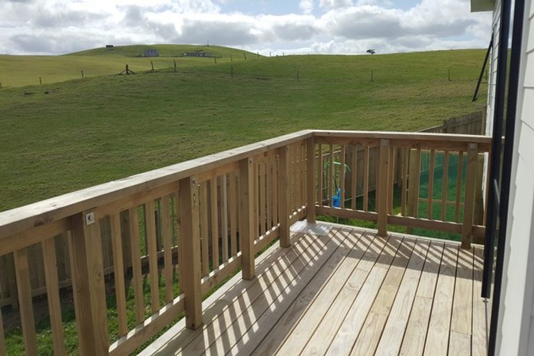 Photo of property in 8 Tua Tua Place, Baylys Beach, Dargaville, 0377