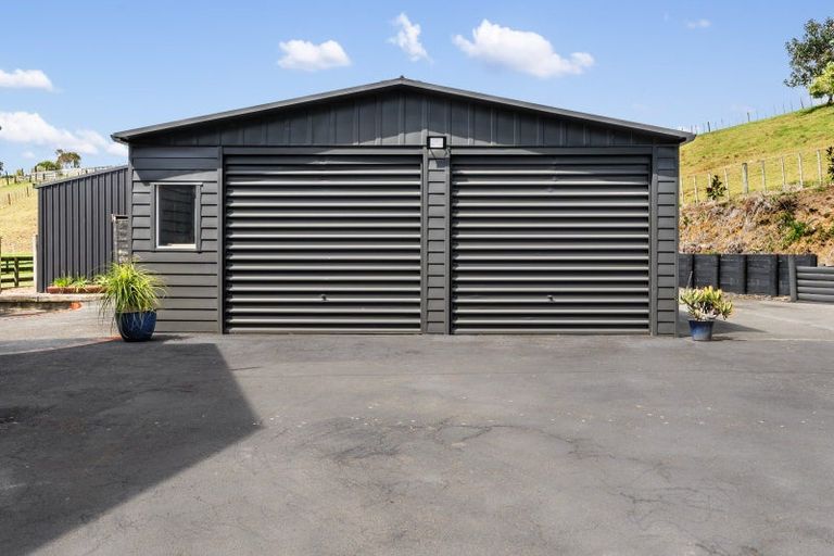 Photo of property in 1539 State Highway 16, Helensville, 0875