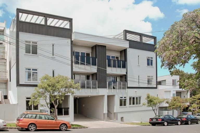 Photo of property in 1d/2 Dickens Street, Grey Lynn, Auckland, 1021