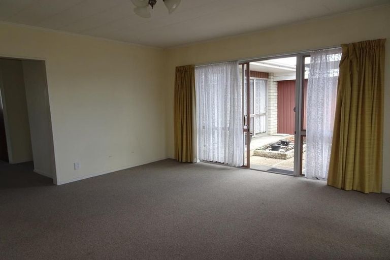 Photo of property in 1106 Heretaunga Street East, Parkvale, Hastings, 4122