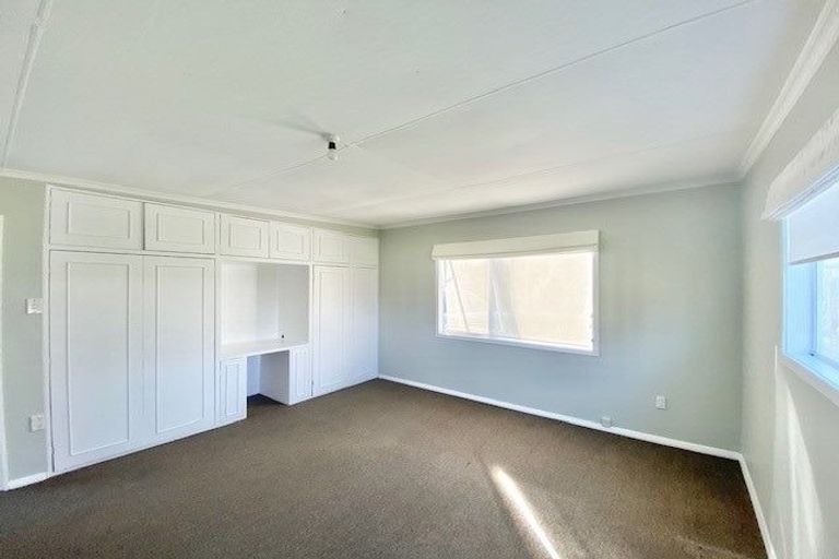 Photo of property in 22a Sussex Street, Levin, 5510
