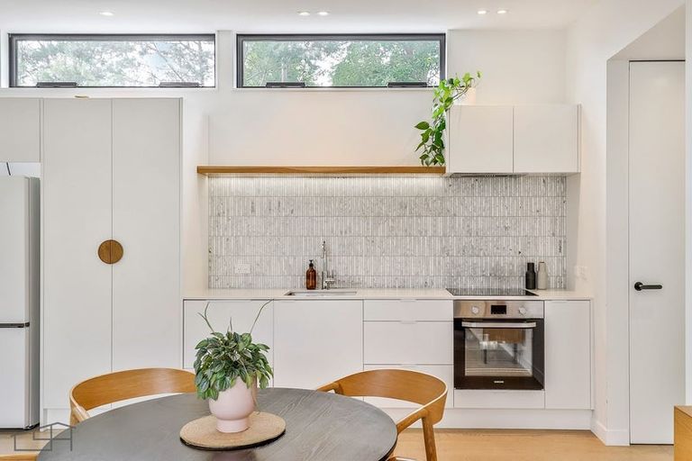 Photo of property in 131e Rosier Road, Glen Eden, Auckland, 0602