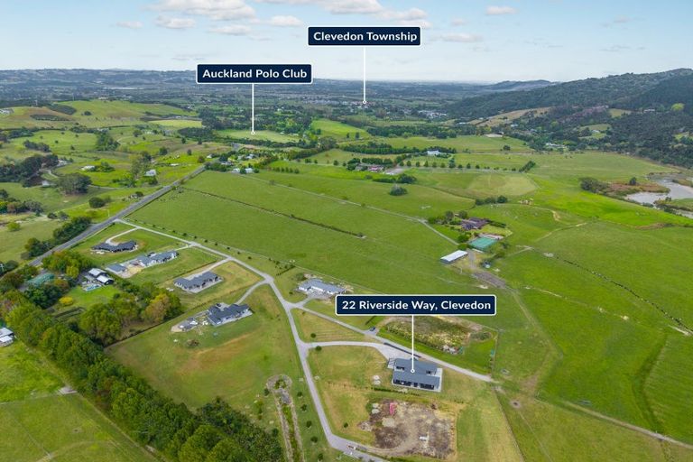 Photo of property in 22 Riverside Way, Clevedon, 2585