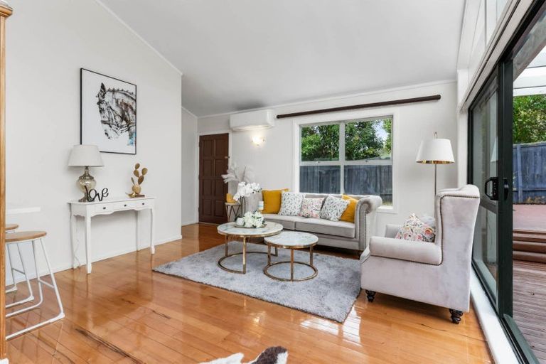 Photo of property in 1/118 Lake Road, Belmont, Auckland, 0622