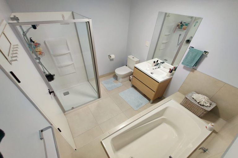 Photo of property in 40 Ringa Matau Road, Hobsonville, Auckland, 0616