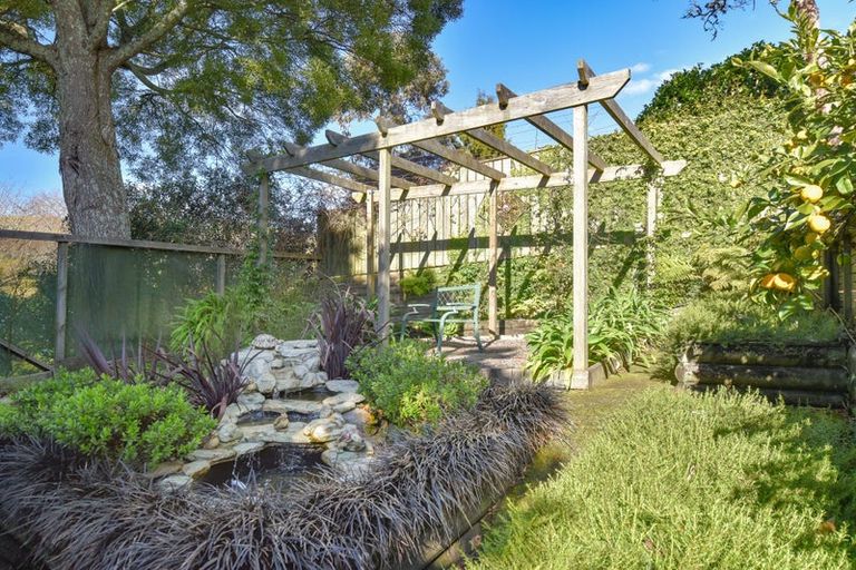 Photo of property in 14 Shane Place, Lynmore, Rotorua, 3010