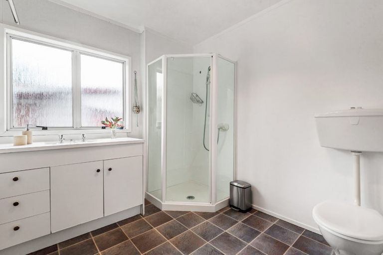 Photo of property in 43 Stredwick Drive, Torbay, Auckland, 0630