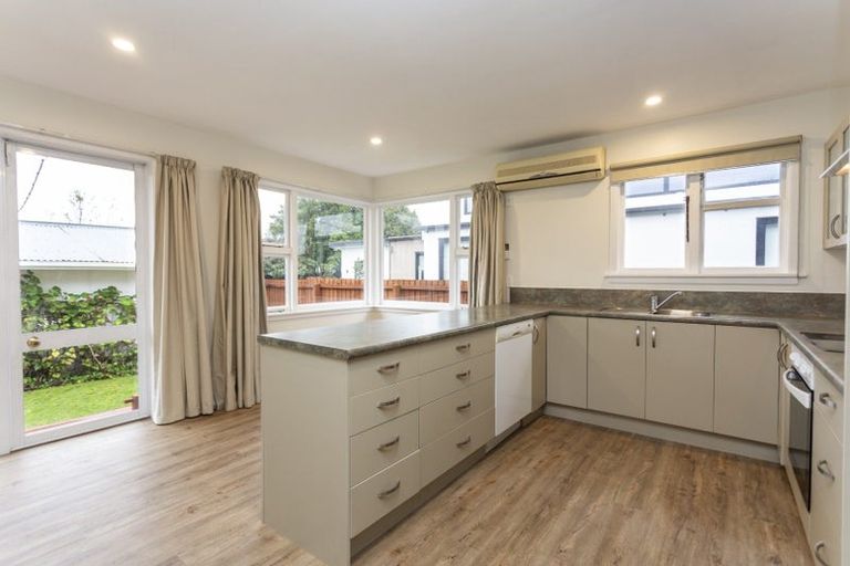 Photo of property in 32 Hounslow Street, Ilam, Christchurch, 8041