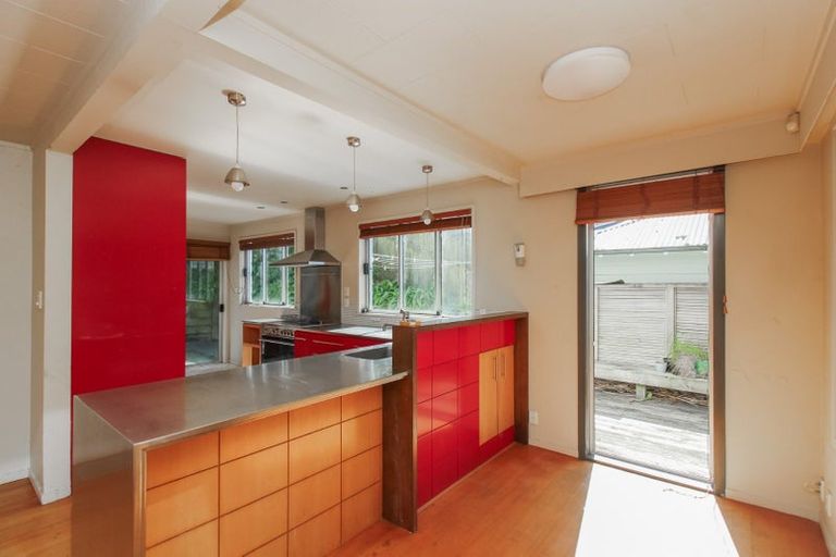 Photo of property in 4 Roscoe Terrace, Wadestown, Wellington, 6012