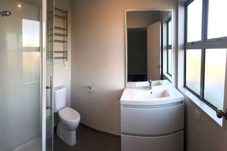 Photo of property in 100 Arion Road, Takanini, 2112