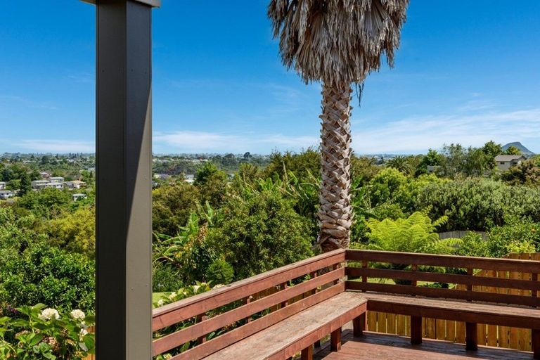 Photo of property in 7 Maddison Place, Welcome Bay, Tauranga, 3112