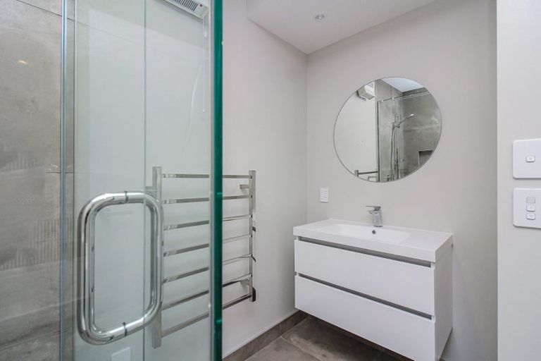 Photo of property in 4/7 Grays Road, Plimmerton, Porirua, 5026