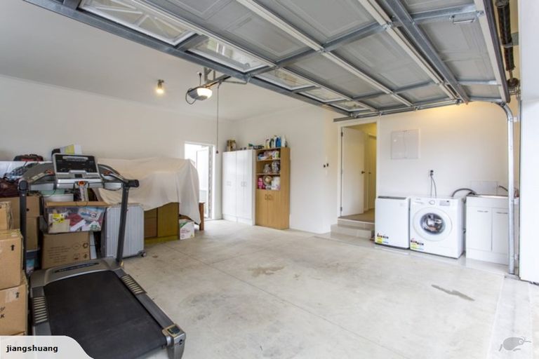 Photo of property in 58c Don Buck Road, Massey, Auckland, 0614