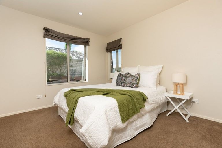 Photo of property in 39 Scoria Close, Pyes Pa, Tauranga, 3112