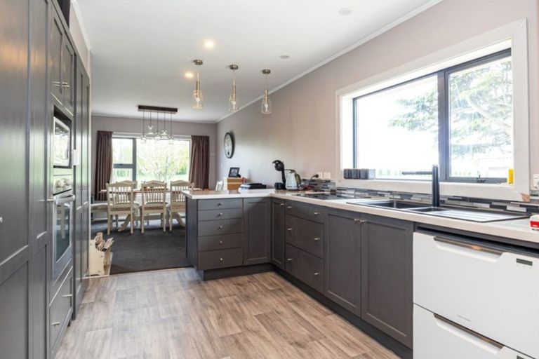 Photo of property in 14 Arowhenua Station Road, Kerrytown, Timaru, 7973