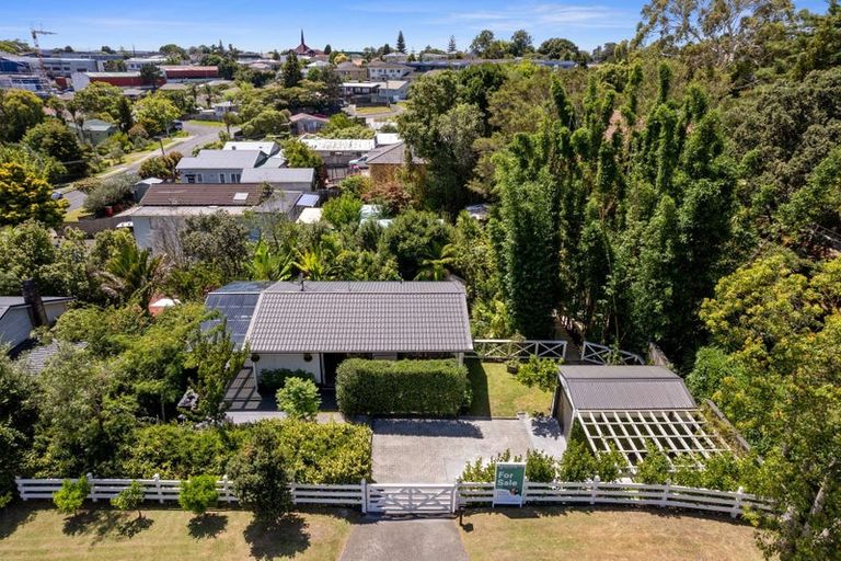 Photo of property in 1/39 Clayburn Road, Glen Eden, Auckland, 0602