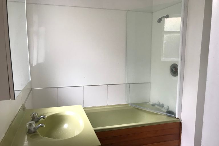 Photo of property in 54 Moana Crescent, Musselburgh, Dunedin, 9013