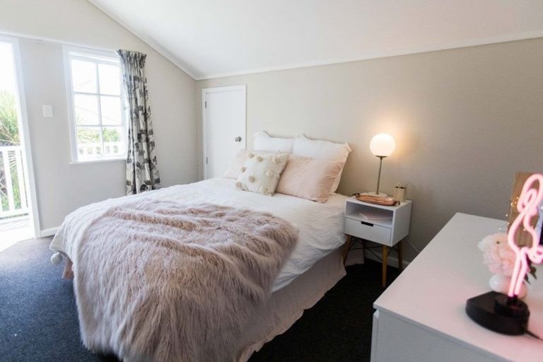 Photo of property in 16 Rodrigo Road, Kilbirnie, Wellington, 6022