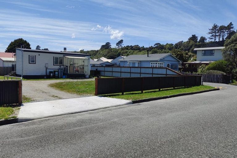 Photo of property in 4 Spencer Street, Hokitika, 7810