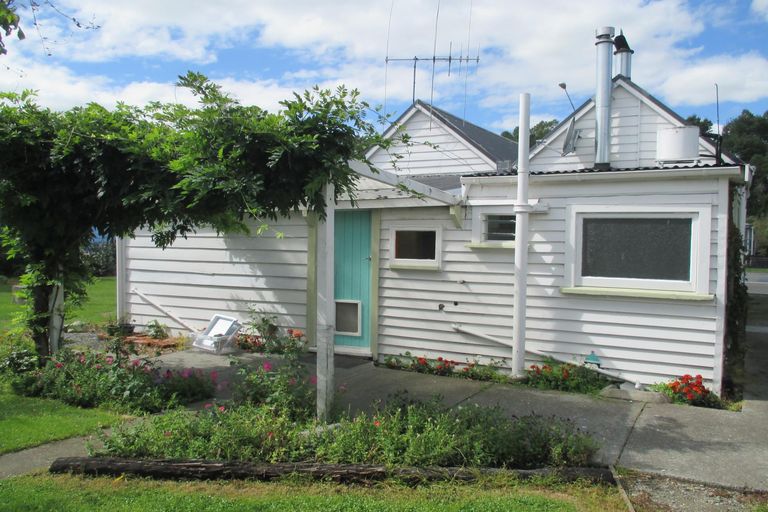 Photo of property in 138 Talbot Street, Geraldine, 7930