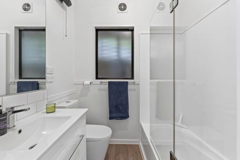 Photo of property in 33 Athol Street, Glenduan, Nelson, 7071