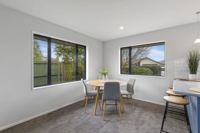 Photo of property in 3 Linkwater Way, Parklands, Christchurch, 8083
