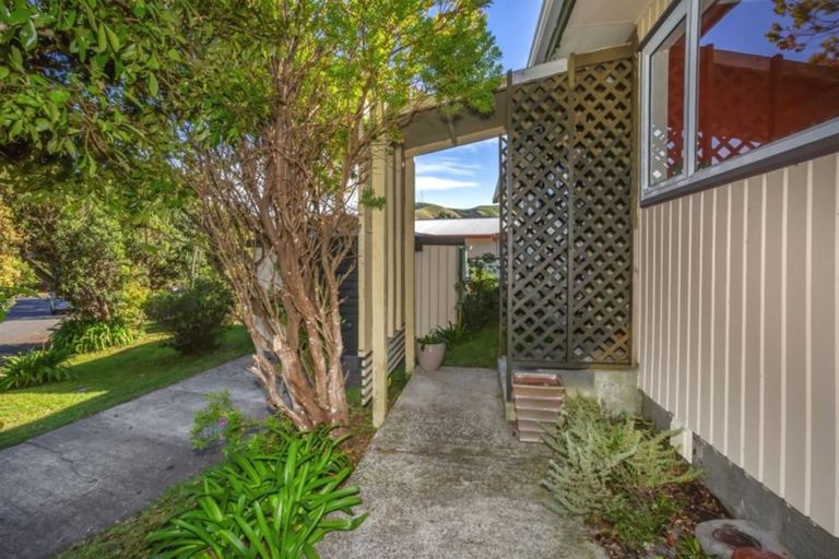 Photo of property in 24a Sea Vista Drive, Pukerua Bay, 5026