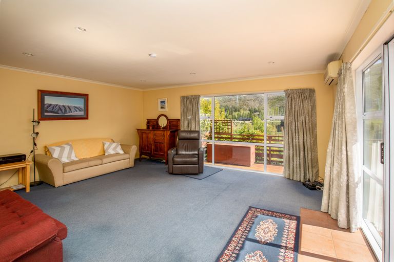 Photo of property in 5 Sunderland Street, Clyde, 9330