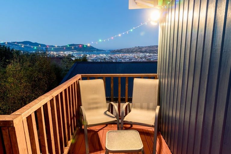 Photo of property in 24 Bangor Terrace, Kew, Dunedin, 9012