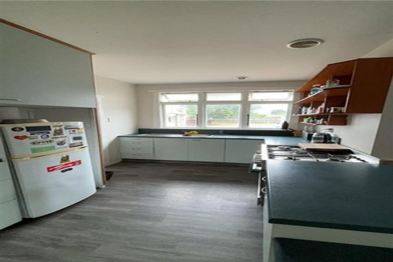 Photo of property in 76 Retreat Road, Avonside, Christchurch, 8061