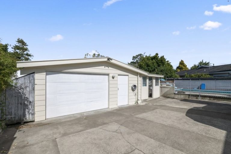 Photo of property in 19 Terry Crescent, Milson, Palmerston North, 4414