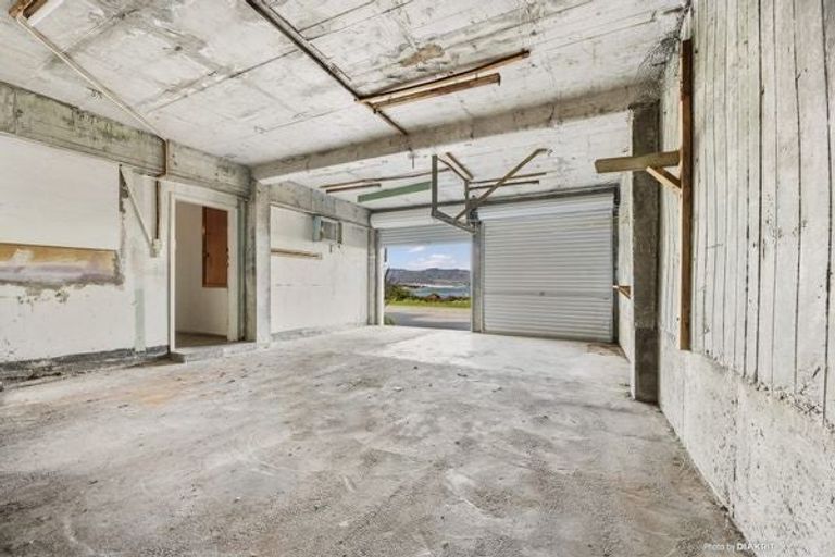 Photo of property in 134 Owhiro Bay Parade, Owhiro Bay, Wellington, 6023