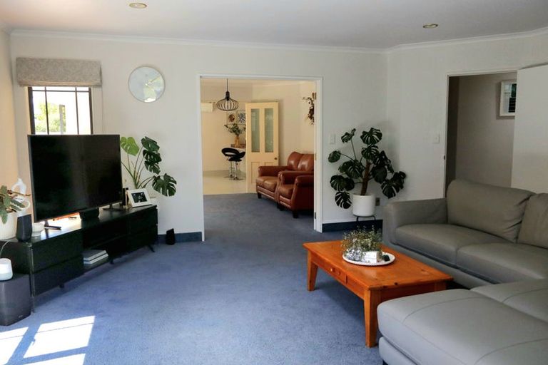 Photo of property in 150 Avenue Road, Greenmeadows, Napier, 4112