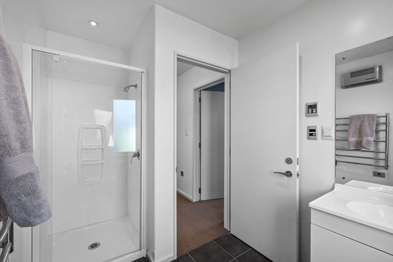 Photo of property in 1 Iti Place, Parklands, Christchurch, 8083