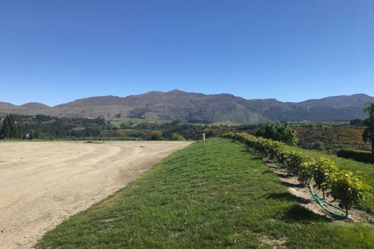 Photo of property in 1 Beechwood Lane, Lower Shotover, Queenstown, 9371