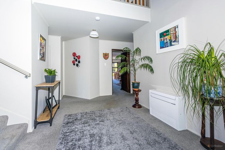 Photo of property in 30 Forest Road, Geraldine, 7930