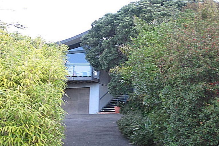 Photo of property in 14 Rangimaarie Crescent, Snells Beach, 0920