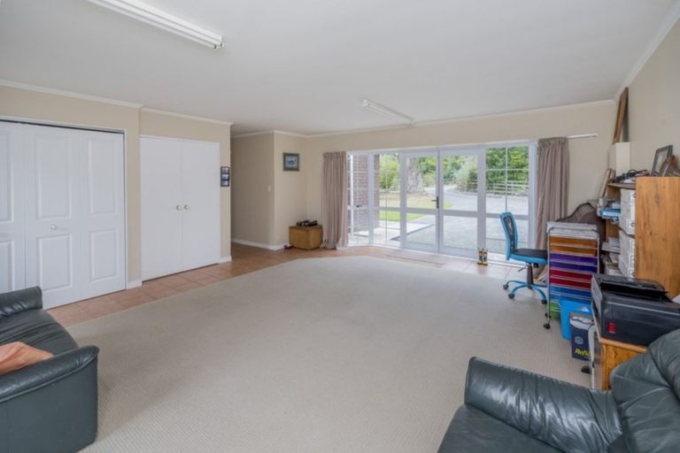 Photo of property in 15 Greenwood Boulevard, Otaki, 5512