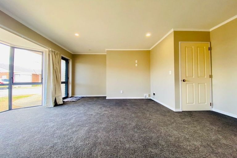 Photo of property in 2/49 Sackville Street, Fitzroy, New Plymouth, 4312