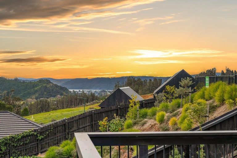 Photo of property in 5 Manatu Close, Whangamata, 3691