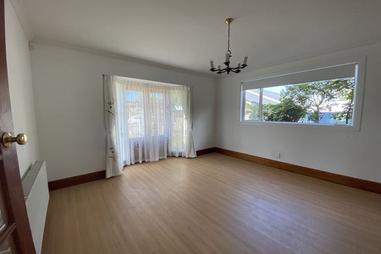 Photo of property in 31 Kotare Street, Fendalton, Christchurch, 8041