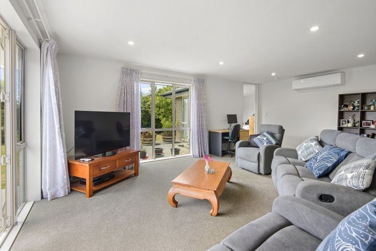 Photo of property in 26 Maple Place, Rangiora, 7400