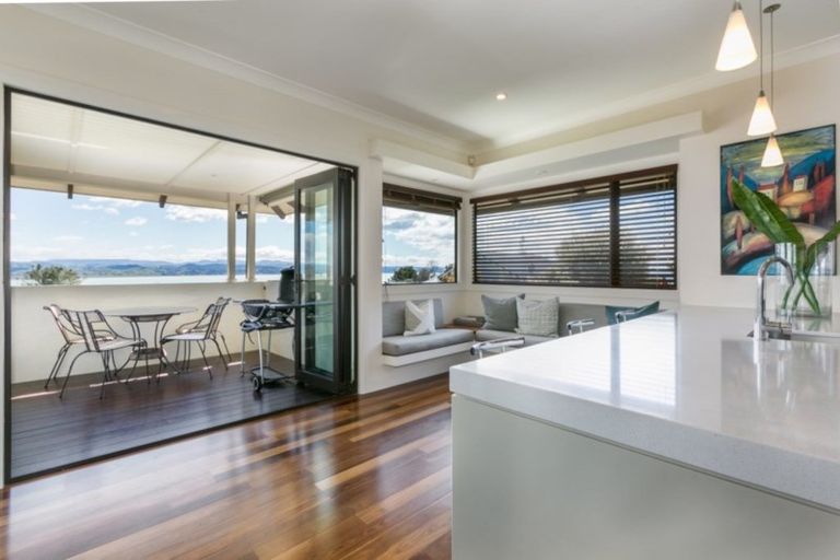 Photo of property in 22 Coleman Terrace, Hospital Hill, Napier, 4110