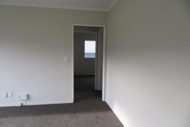 Photo of property in 37a Biddle Crescent, Taita, Lower Hutt, 5011