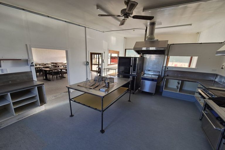 Photo of property in 30 Cook Street, Te Hapara, Gisborne, 4010