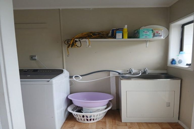 Photo of property in 1/46 Hyperion Drive, Randwick Park, Auckland, 2105