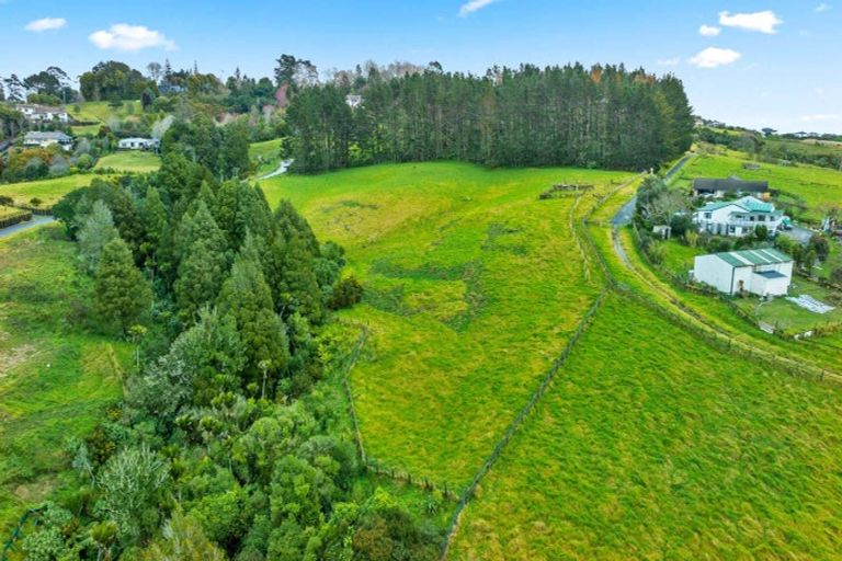 Photo of property in 51a Murphys Road, Totara Park, Auckland, 2019