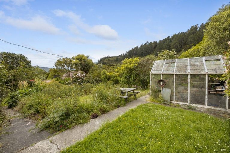 Photo of property in 196 Doctors Point Road, Waitati, 9085