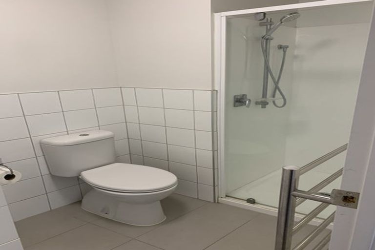 Photo of property in 16 Totara Meadows Court, Wiri, Auckland, 2104